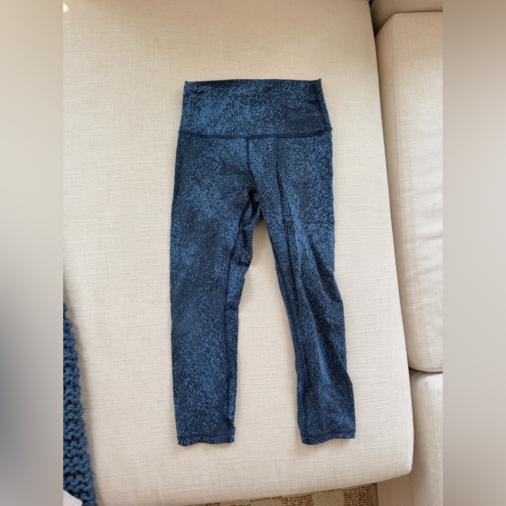 Vintage lululemon crop leggings